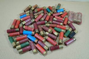lot 214 image: Assorted 12 Gauge Shotshells - Flares