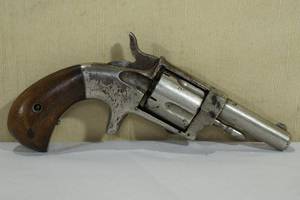 lot 46A image: Antique Avenger NY .32 Caliber Single Action Revolver