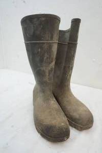 rubber boots