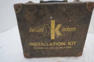 Kwik set locket