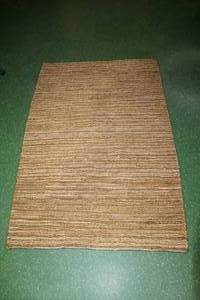 lot 206 image: IndoorOutdoor Area Rug -59x39