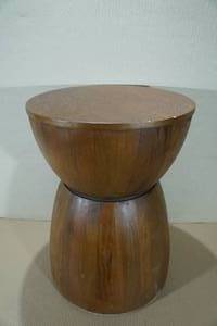 lot 18 image: Accent Table -Natural Finish