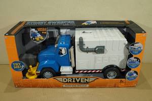 lot 29 image: Driven Street Sweeper -Lights and Sounds