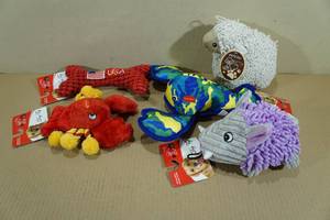 lot 55 image: Assorted Dog Toys - Bone, Lobsters, Sheep, Warthog