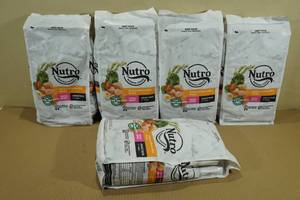 lot 63 image: 25 Lbs Nutro Small Breed Adult Dog Food