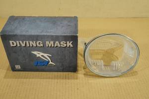 lot 103 image: IST Proline Diving Mask