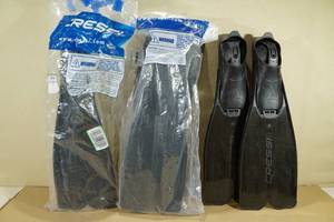 lot 116 image: 3 Sets Cressi Rondinella Fins -8.5-9.5, 10-11, 12-13