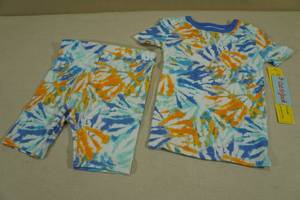 lot 130 image: Cat & Jack Sleepwear -4T