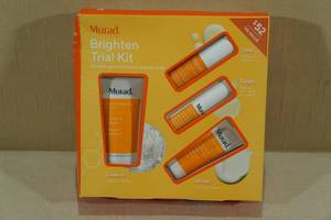 lot 133 image: Murad Brighten Trial Kit