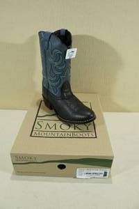 lot 143 image: Smoky Mountain Youth Boots -Size 5.5