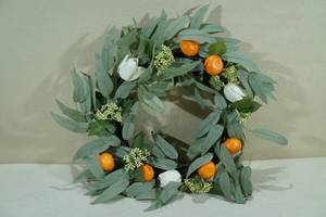 lot 153 image: Threshold Wreath -22