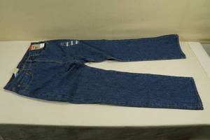 lot 190 image: Mens Levis Straight Leg Jeans -31x30