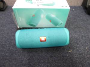 JBL Flip 5 Portable Waterproof Blue...