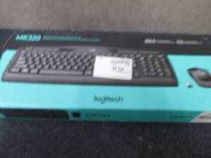 Logitech 2.4GHz Wireless Keyboard a...