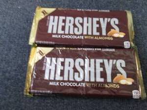 6- 4.25 oz Hersheys with Almonds...