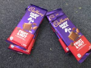 6- 3.5 oz Cadbury Milk Chocolate Fr...