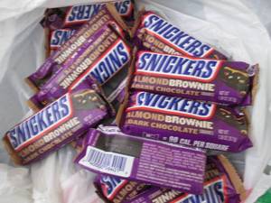 12- 1.26 Snickers Almond Brownie & ...