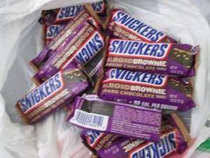 12- 1.26 Snickers Almond Brownie & ...
