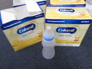 20 Enfamil 8 oz Plastic Bottles...