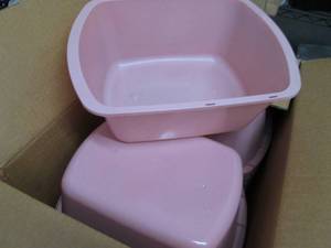 Case of 50- Rose 7qt Wash Basins...