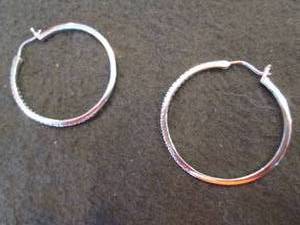 Sterling Silver 14 ct tw Diamond 1...