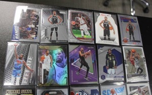 Kevin Durant Base & Insert Basketball Card Lot  25 Different Cards