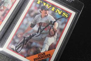 1988 Topps Minnesota Twins Ket Hrbek & Juan Berenguer In Person Autograph Lot  2 Cards