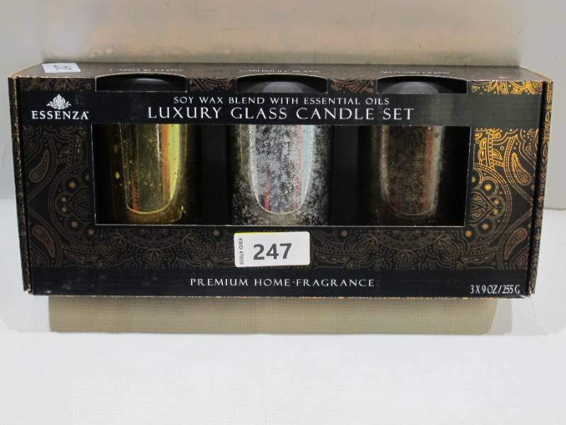 lot 299 image: NEW Essenza Luxury Glass Candle Set Soy Wax Blend with Essential Oils (3 pk.9 oz.)