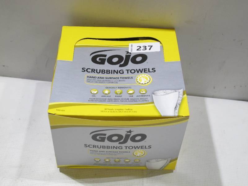 lot 318 image: NEW GOJO Hand And Surface Scrubbing Towels - 80 Count Individually Packaged Towels