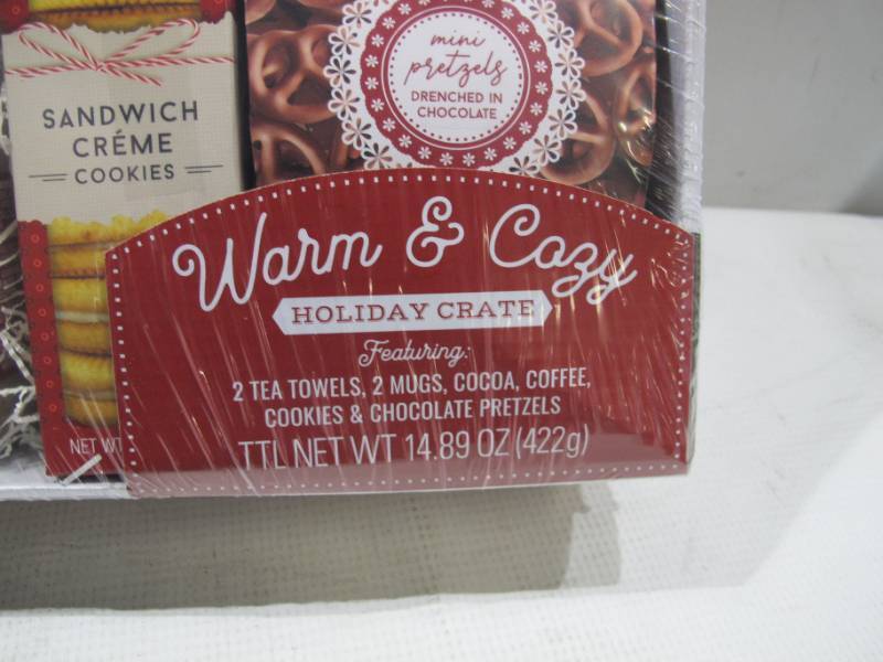 lot 342 image: NEW Design Pac Warm & Cozy Holiday Crate - Perfect for Winter Gifting