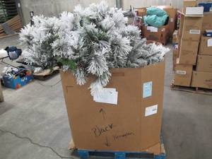 lot 110 image: Pallet of Store Overstock Store - Good Christmas Trees