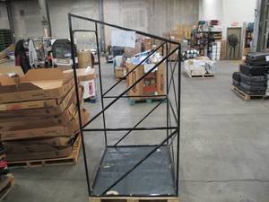 lot 125 image: Metal Frame Welded to Pallet - Perfect for Placing Tools, Rugs, umbrellas, or to build on