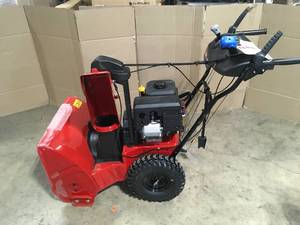 Toro  Power Max 824 OE 24 in. 252cc Two-Stage Electric Start Gas Snow Blower, Open Box, Review all pictures