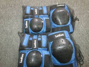 2 new sets of knee and elbow pads...