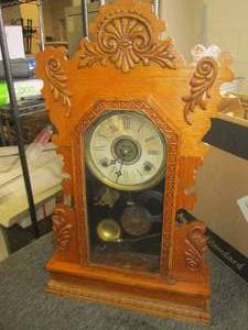 vintage clock from 1898 works on a ...