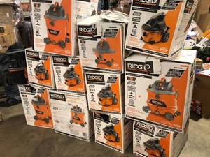 Mix Lot of Ridgid Shop Vacuums, Customer returns, Review all pictures