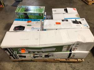 Mix Lot of assorted Mailboxes and Post, Customer return, Review all pictures