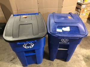 Mix Lot of Garage Bins, Review all pictures, Customer returns, Review all pictures