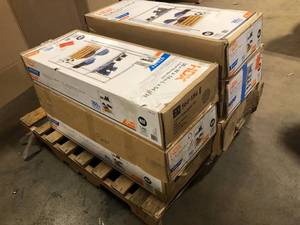 Mix Lot of HDX Storage Cabinets, Customer returns, Review all pictures