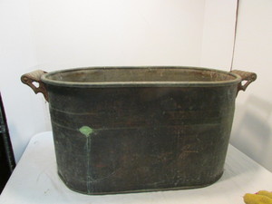 lot 5 image: Vintage Boiler or Wash Tub