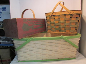 lot 23 image: Baskets