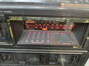 lot 25 image: Stereo System