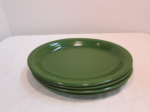 lot 82 image: Fiestaware Oval Platter Plates