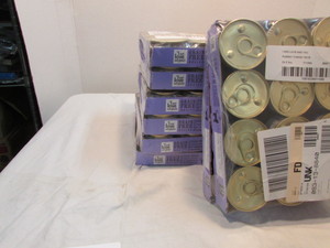 lot 112 image: Cat Food