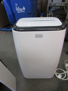 lot 139 image: Portable Air Conditioner With Heat
