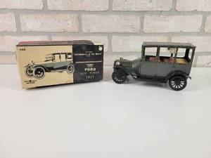 lot 19 image: Vintage Bandai FORD Old Timer 1915 Friction Tin Toy w Original Box Works