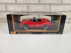 lot 62 image: MAISTO Porsche 911 Speedster Diecast Model in Box - 118 Scale
