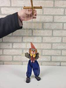 lot 73 image: Vintage Clown Marionette Doll - Works - Doll is Approx. 12 Tall
