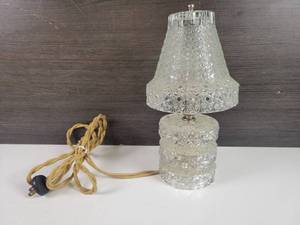 lot 100 image: Antique Cut Glass Table Lamp - Glass Shade - Approx. 12 Tall