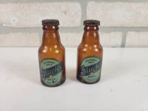 lot 111 image: Vintage Glueks Beer Bottle Salt & Pepper Shakers (3.5 Tall)